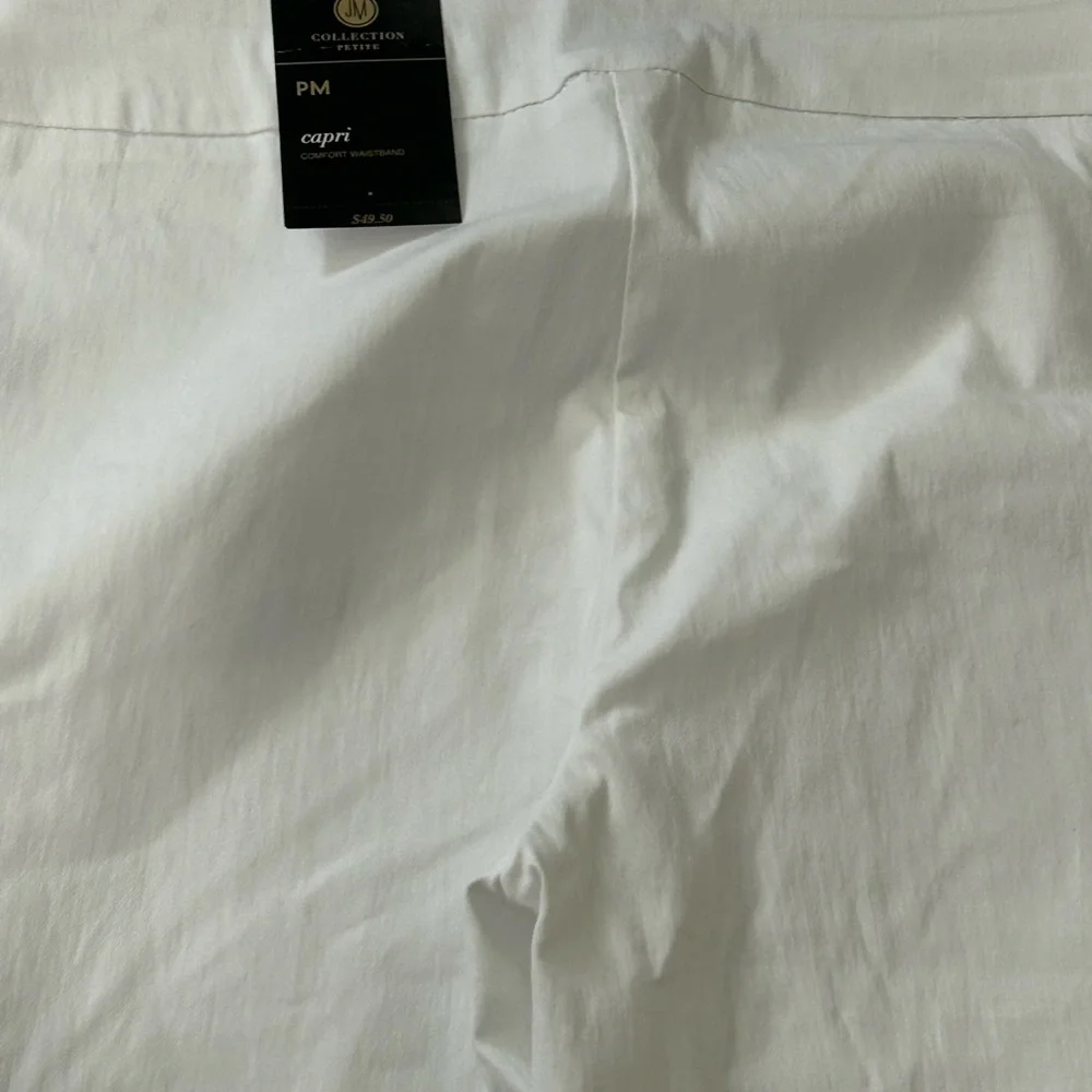 NEW NWT JM Collection Bright White Capri Pants Button Detail Size Petite Medium - Picture 4 of 7